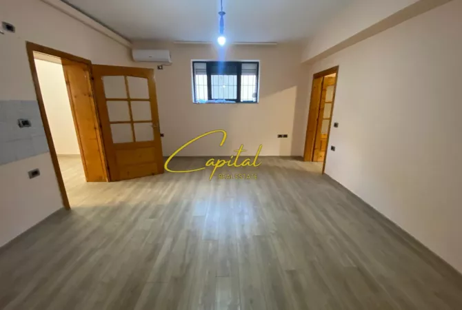 Business Property for Rent 3+1 in Tirana - 450 Euro