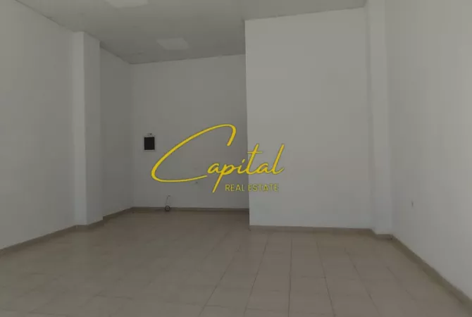 SHITET DYQAN 53 M2 ISH STACIONI TRENIT 122.000 EURO