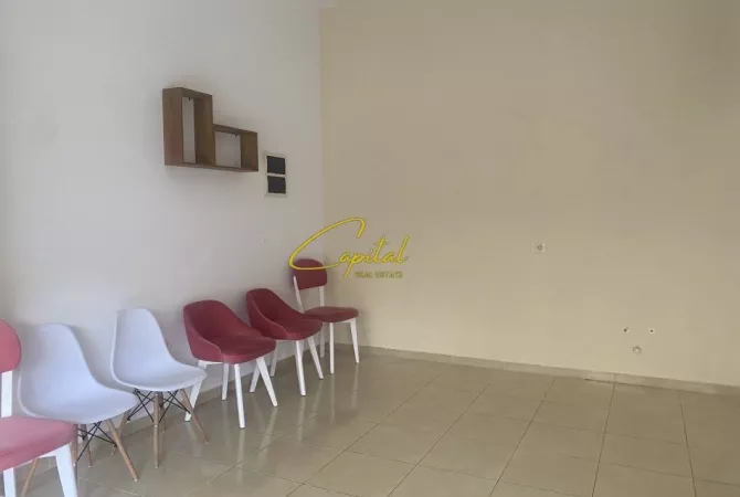 Business Property for Rent 1+1 in Tirana - 300 Euro