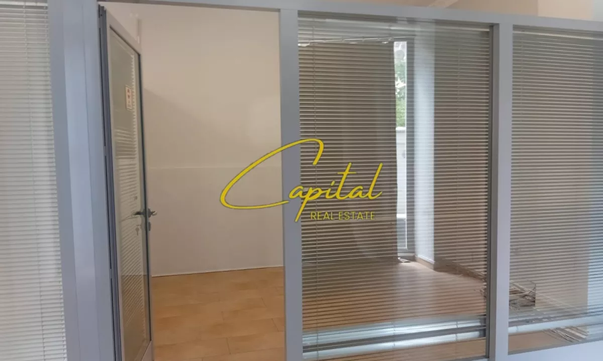 AMBIENT BIZNESI ME QERA 70 M2 STADIUMI ''AIR ALBANIA