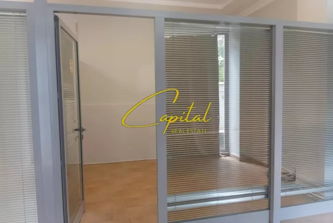 Business Property for Rent 3+1 in Tirana - 800 Euro