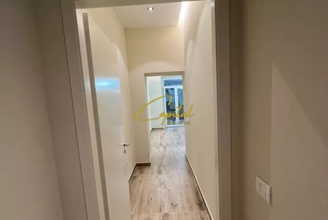 ZYRE ME QERA 30 M2 MYSLYM SHYRI 650 EURO