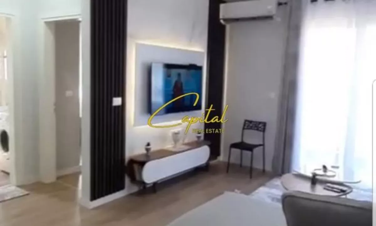 Shtepi ne shitje Apartament ne Tirane, 2+1, Mobilimi E mobiluar, Pagesa 100,000  Euro.