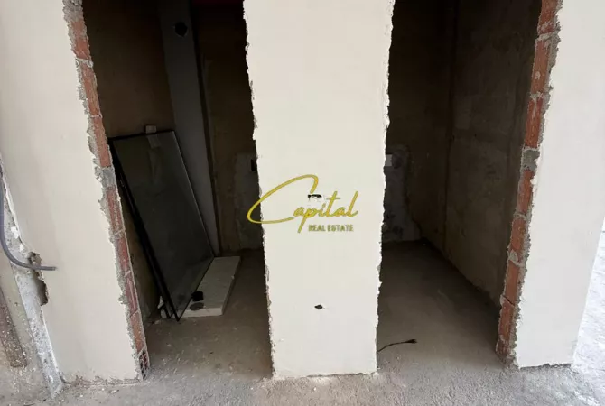 Business Property in Sale 1+1 in Tirana - 300,000 Euro