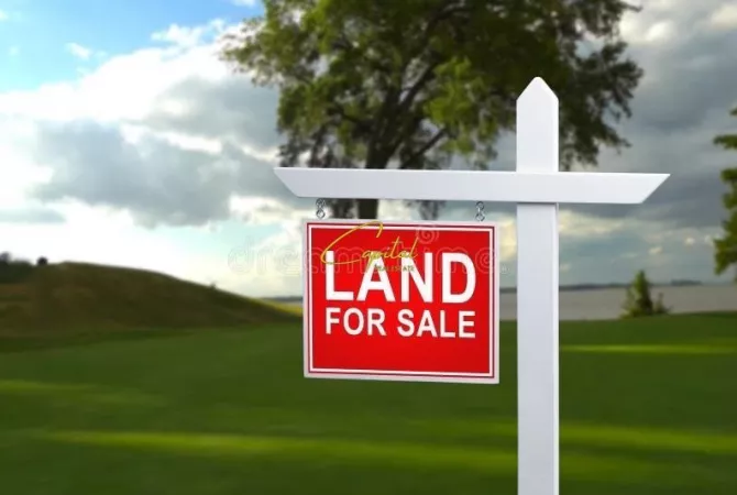 Truall ose Toke ne Tirane - 180,000 Euro