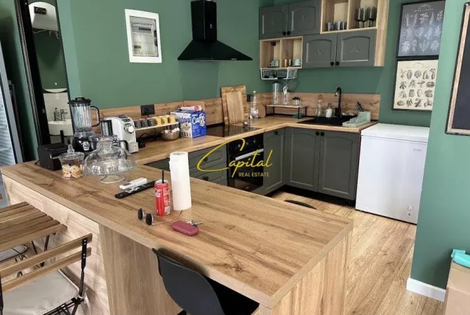 Business Property for Rent 2+1 in Tirana - 80,000 Leke