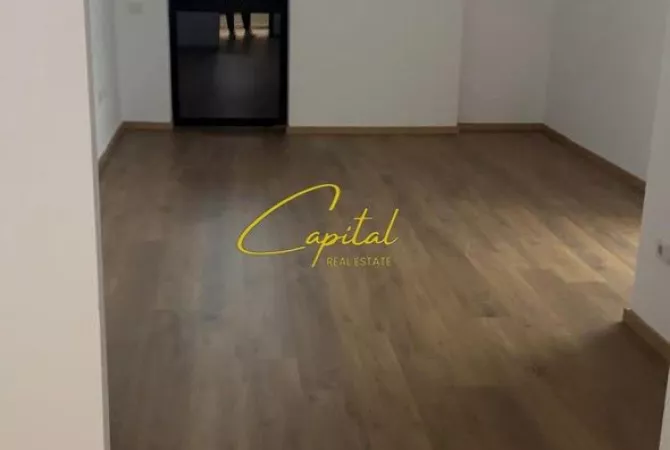 Business Property for Rent 3+1 in Tirana - 550 Euro