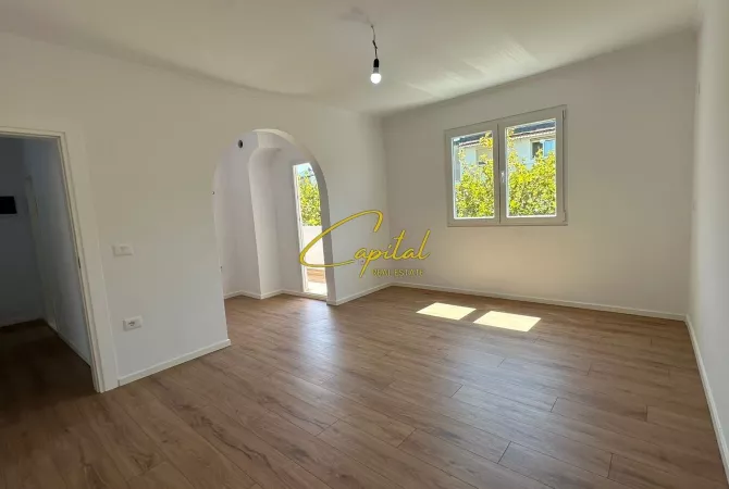 Apartment for sale in Tirana 2+1, Emty