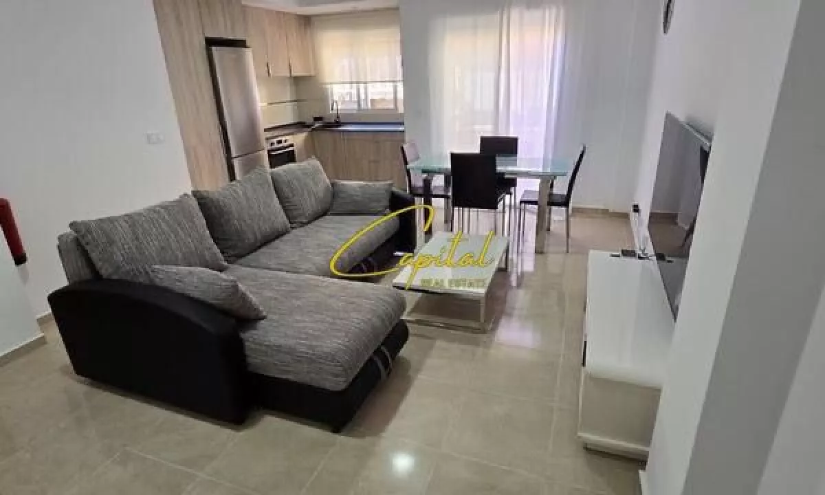 Shtepi me qera Apartament ne Tirane, 1+1, Mobilimi E mobiluar, Pagesa 550  Euro.