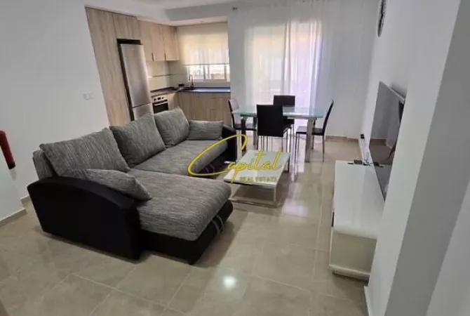 APARTAMENT ME QERA 1+1 RRUGA E ELBASANIT 550 EURO