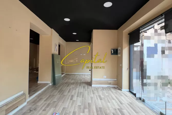 Business Property for Rent 1+1 in Tirana - 2,600 Euro