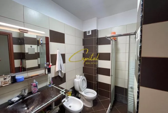 Shtepi me qera Apartament ne Tirane, 1+1, Mobilimi E mobiluar, Pagesa 60,000  Leke.