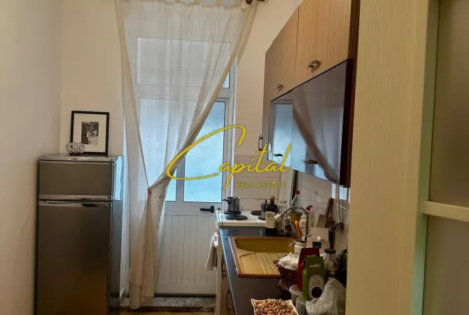 Shtepi ne shitje Apartament ne Tirane, 1+1, Mobilimi E mobiluar, Pagesa 185,000  Euro.