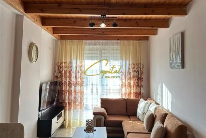 APARTAMENT ME QERA 2+1 FRESKU 55.000 LEKE