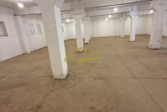 Business Property for Rent 4+1 in Tirana - 2,000 Euro