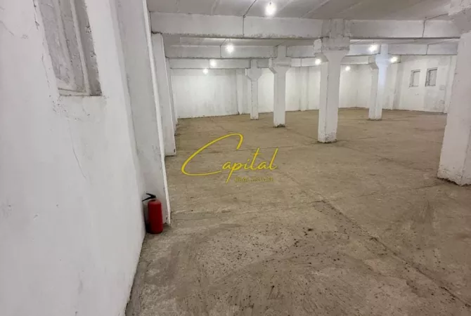 Business Property for Rent 4+1 in Tirana - 2,000 Euro