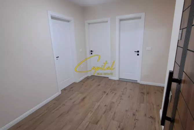 ZYRE ME QERA 80 M2 QENDER 1.200 EURO