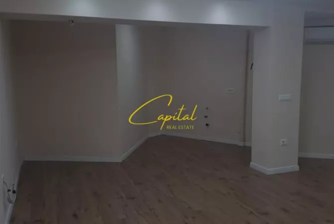 Business Property for Rent 3+1 in Tirana - 1,200 Euro