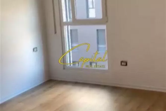 Business Property for Rent 3+1 in Tirana - 55,000 Leke