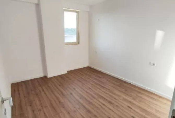 Appartamento in vendita a Tirana 1+1, Arredato