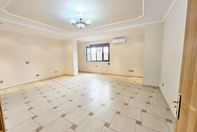 Business Property for Rent 3+1 in Tirana - 950 Euro