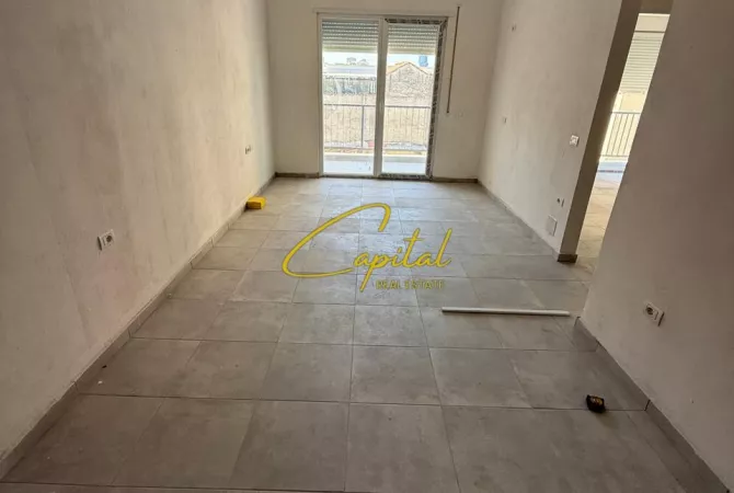 Business Property for Rent 3+1 in Tirana - 45,000 Leke