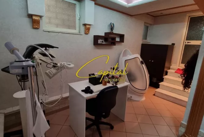 Business Property in Sale 3+1 in Tirana - 450,000 Euro