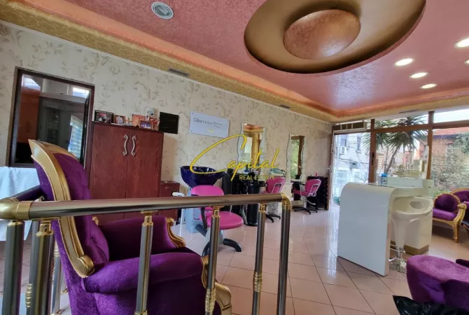 SHITET AMBIENT BIZNESI 130 M2 RRUGA E DURRESIT 450.000 EURO