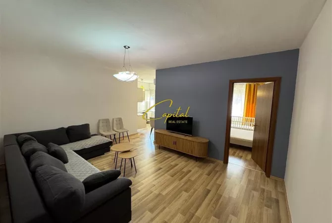 Shtepi me qera Apartament ne Tirane, 1+1, Mobilimi E mobiluar, Pagesa 650  Euro.