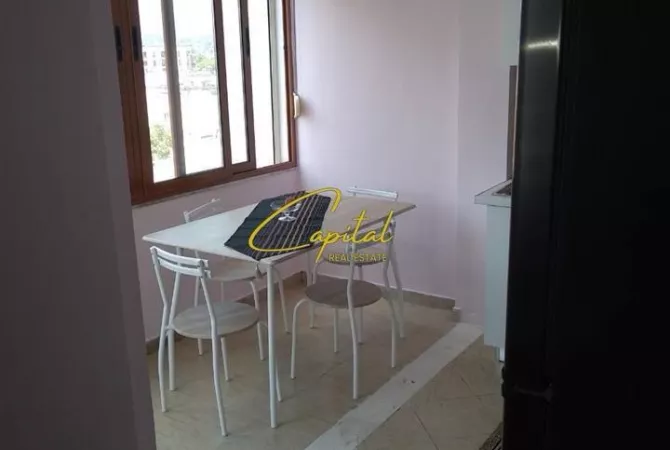 Shtepi me qera Apartament ne Tirane, 1+1, Mobilimi E mobiluar, Pagesa 52,000  Leke.