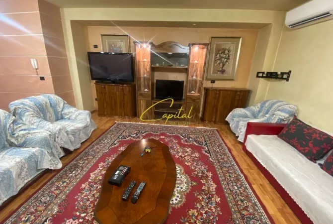 APARTAMENT ME QERA 3+1+2 BRRYLI 700 EURO