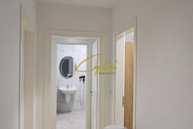 Shtepi ne shitje Apartament ne Tirane, 2+1, Mobilimi E mobiluar, Pagesa 26,000,000  Leke.