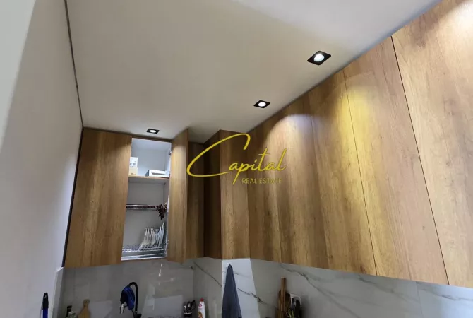 Shtepi ne shitje Apartament ne Tirane, 2+1, Mobilimi E mobiluar, Pagesa 26,000,000  Leke.