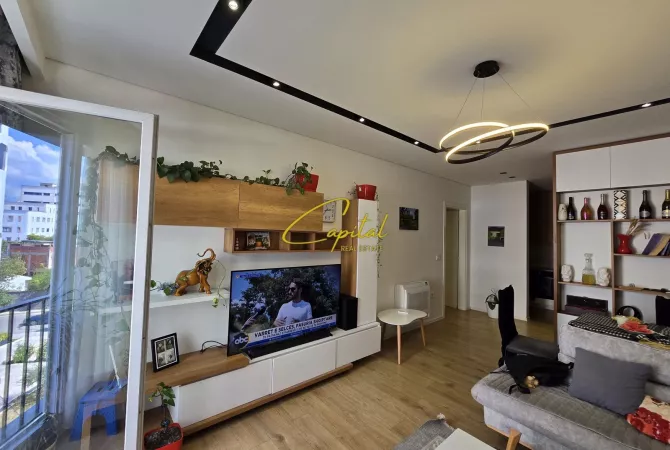 Shtepi ne shitje Apartament ne Tirane, 2+1, Mobilimi E mobiluar, Pagesa 26,000,000  Leke.