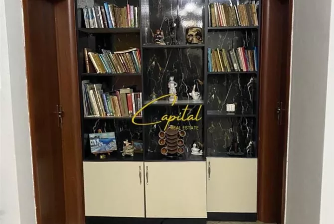 Appartamento in vendita a Tirana 2+1, Arredato