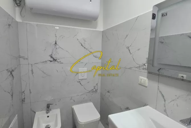 Shtepi me qera Apartament ne Tirane, 3+1, Mobilimi E mobiluar, Pagesa 800  Euro.