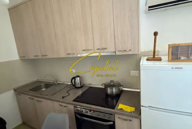 Shtepi ne shitje Apartament ne Tirane, 3+1, Mobilimi E mobiluar, Pagesa 175,000  Euro.