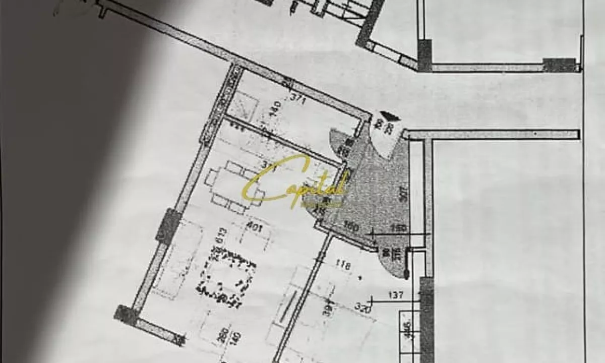 Shtepi ne shitje Apartament ne Tirane, 1+1, Mobilimi Bosh, pa mobiluar, Pagesa 8,000,000  Leke.