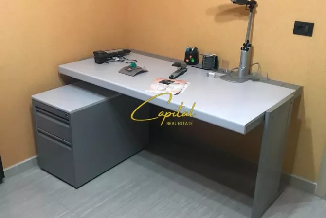 Shtepi ne shitje Vila Luksoze ne Tirane, 7+1, Mobilimi E mobiluar, Pagesa 450,000  Euro.