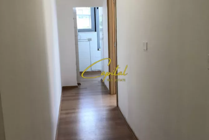 Business Property for Rent 3+1 in Tirana - 150,000 Leke