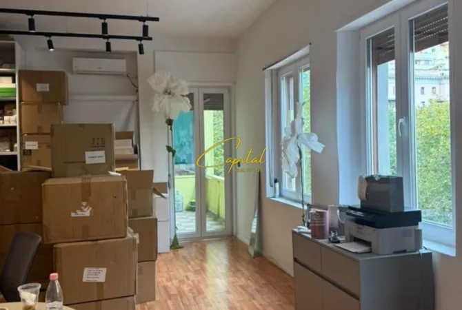 Business Property for Rent 1+1 in Tirana - 800 Euro