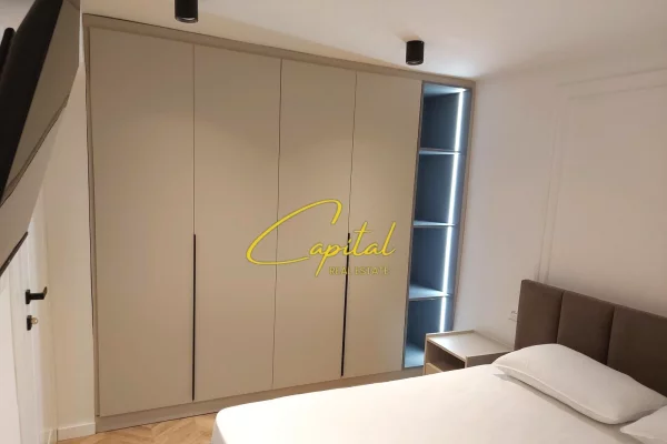 Shtepi me qera Apartament ne Tirane, 2+1, Mobilimi E mobiluar, Pagesa 700  Euro.