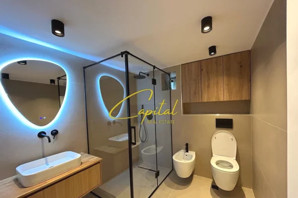 Shtepi me qera Apartament ne Tirane, 2+1, Mobilimi E mobiluar, Pagesa 700  Euro.
