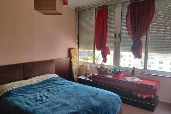 Shtepi me qera Apartament ne Tirane, 2+1, Mobilimi E mobiluar, Pagesa 800  Euro.