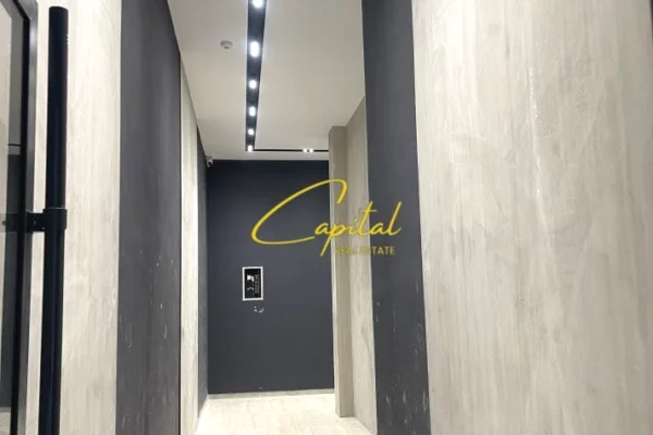 Shtepi ne shitje Apartament ne Tirane, 2+1, Mobilimi Bosh, pa mobiluar, Pagesa 191,000  Euro.