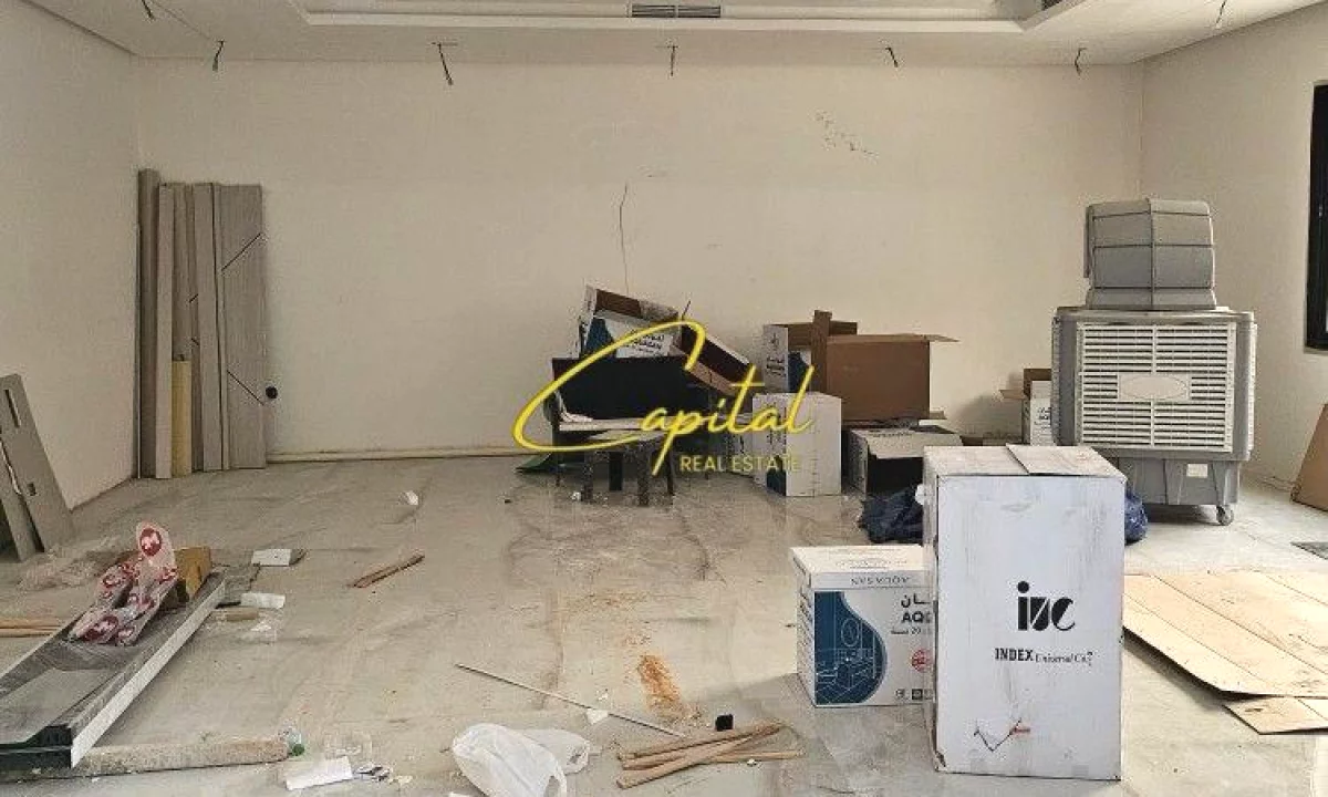 AMBIENT BIZNESI ME QERA 75 M2 MYSLYM SHYRI 120.000 LEKE