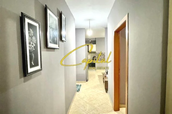 Shtepi me qera Apartament ne Tirane, 1+1, Mobilimi E mobiluar, Pagesa 450  Euro.