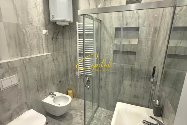 Shtepi me qera Apartament ne Tirane, 3+1, Mobilimi E mobiluar, Pagesa 900  Euro.