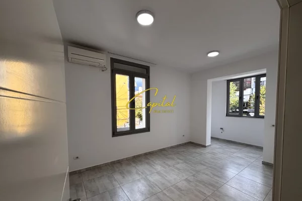 Business Property for Rent 3+1 in Tirana - 500 Euro