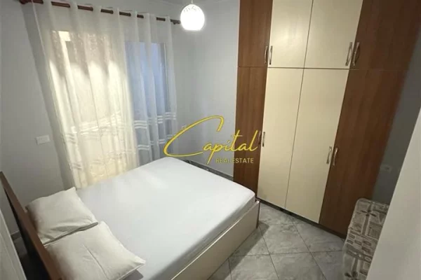 Shtepi me qera Apartament ne Tirane, 2+1, Mobilimi E mobiluar, Pagesa 50,000  Leke.
